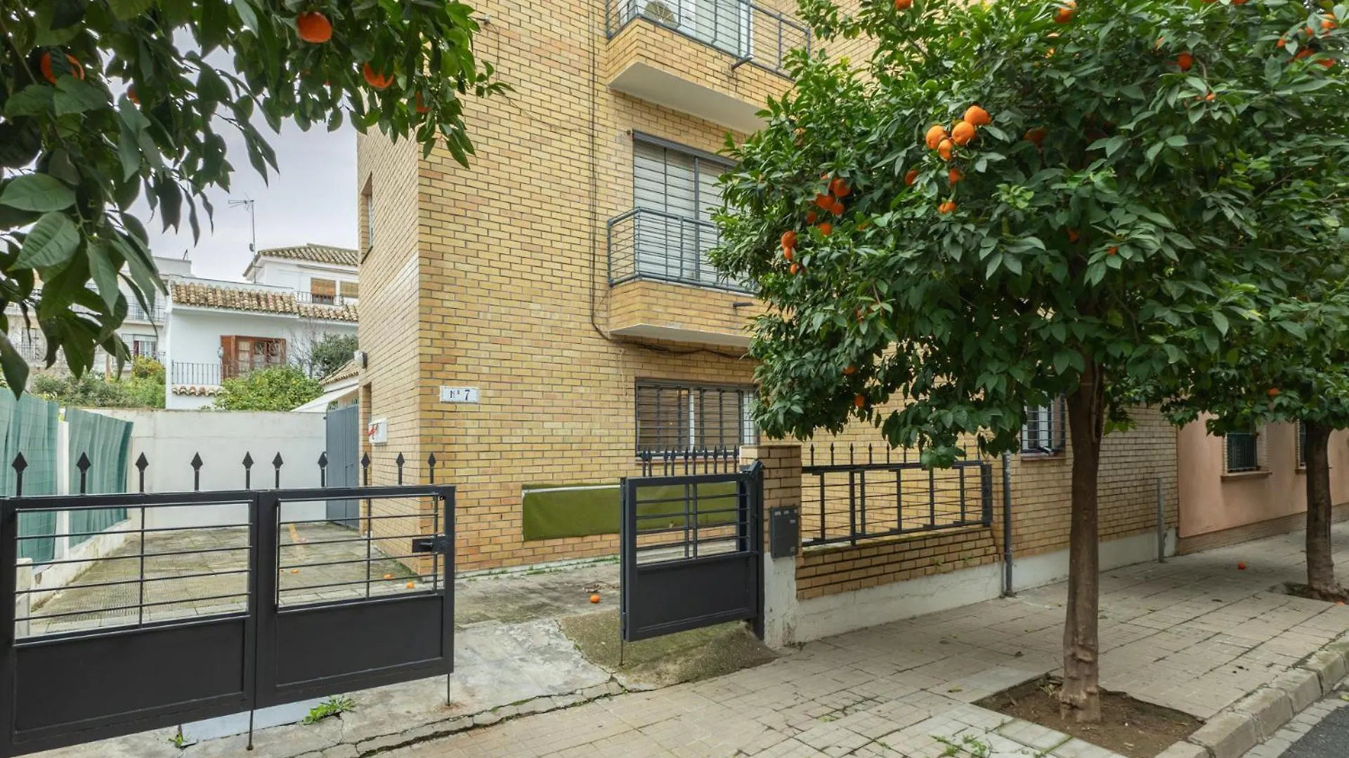 Charming Apartment With Private Patio At Plaza De Espana By Ocityzen Siviglia