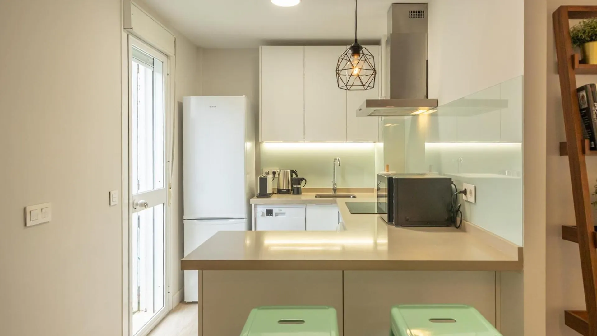 Charming Apartment With Private Patio At Plaza De Espana By Ocityzen Seville 0*,  Spain